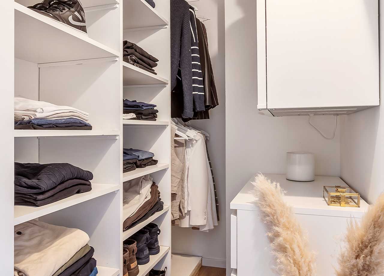 Walk in closet