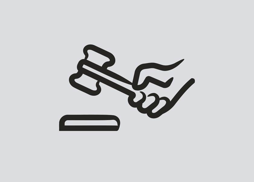 Illustration på gul bakgrund som symboliserar en hand som klubbar på ett möte Illustration på gul bakgrund som symboliserar en hand som klubbar på ett möte