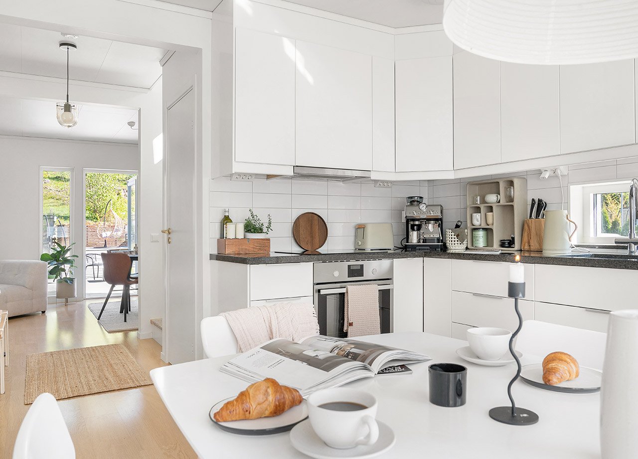 Foto av kök i BoKlok radhus.