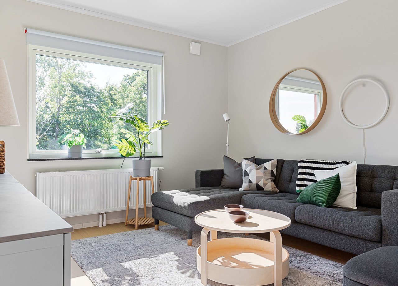 Allrum på övervåningen i BoKlok radhus.
